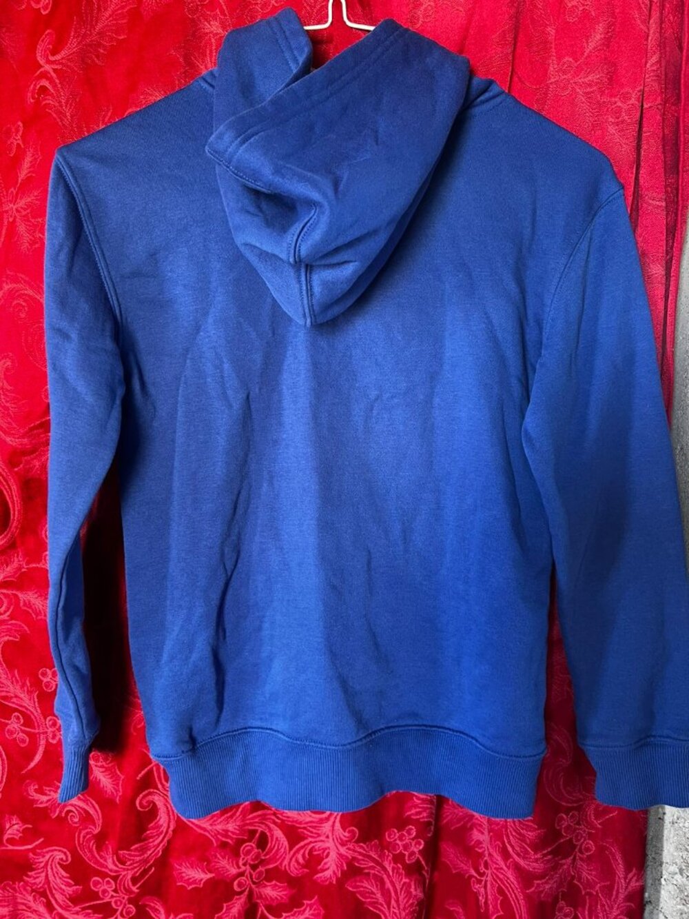 Champion Boys Embossed Big Logo Blue Pullover Hoodie S (7/8) - Picture 2 of 3